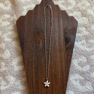 Kendra Scott Flower Pendant Necklace - Women Jewelry